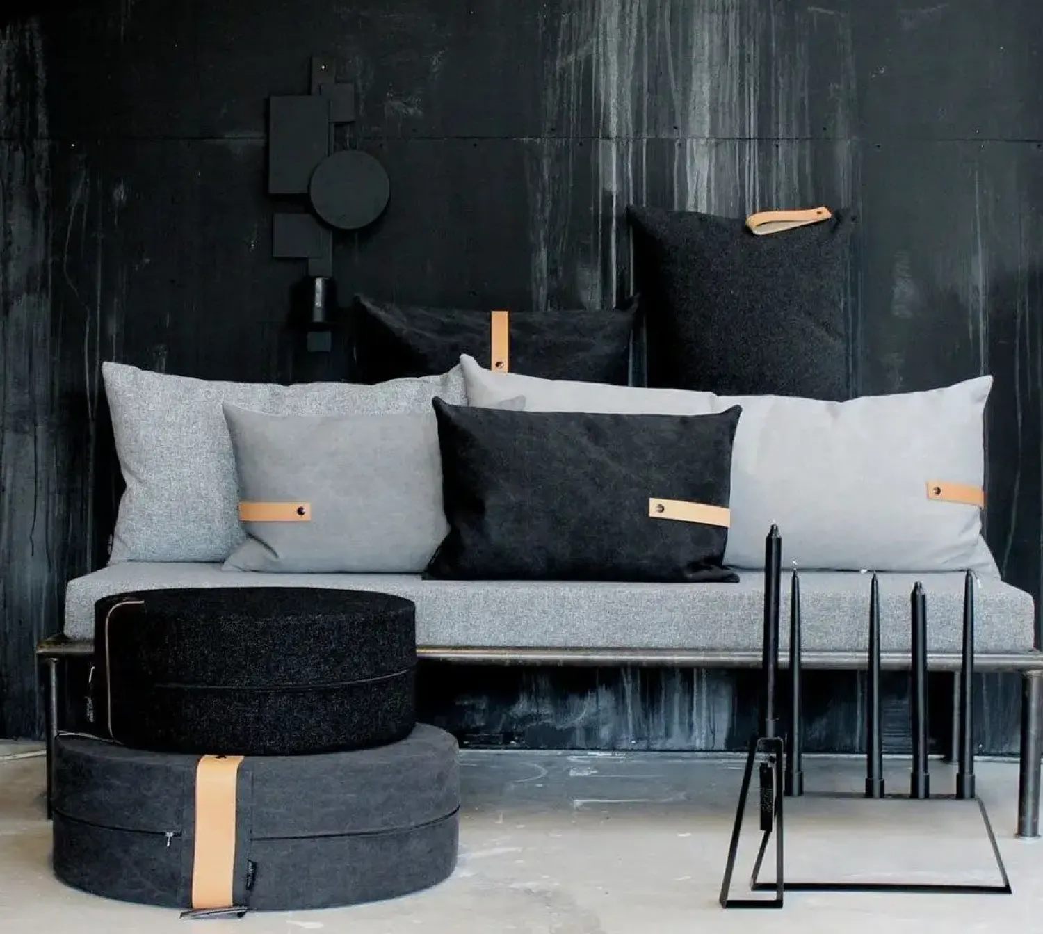 pude - Vendbar pude i grå Canvas 80 x 50 cm^Louise Smærup