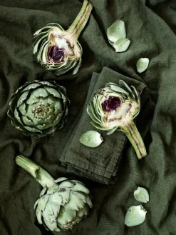 - Dug, Jeep Green - 145x300 cm^Lovely Linen Online