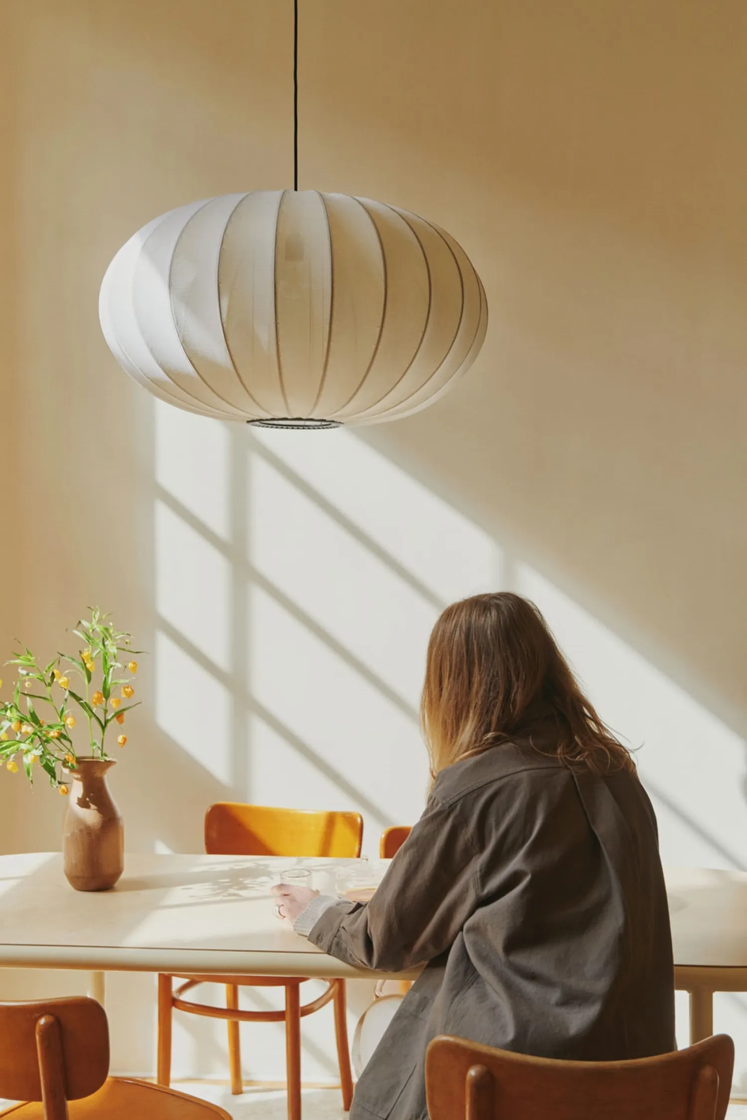 - Pendel - Knit-Wit 76 Oval Pendant - Pearl White*Made by Hand New