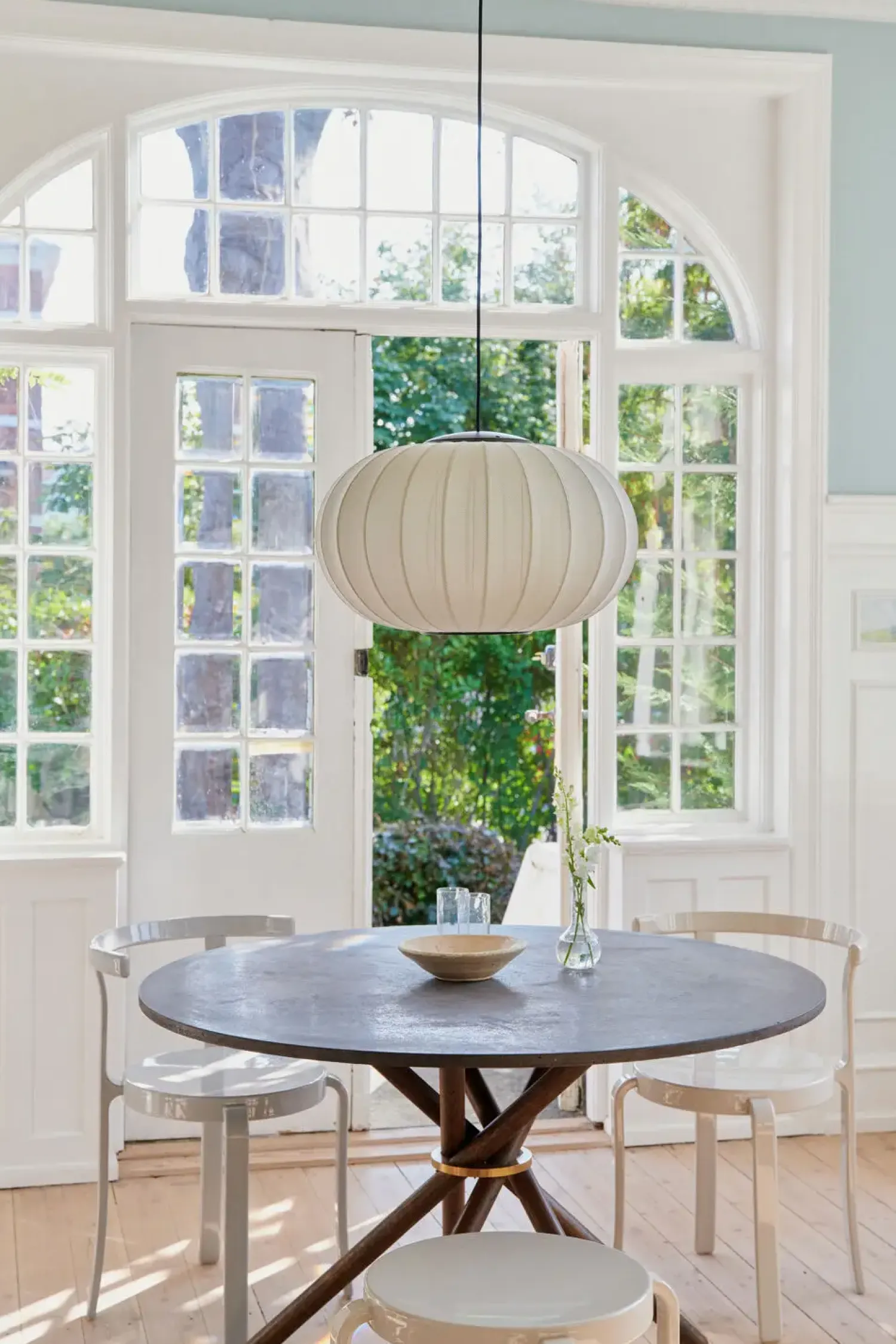 - Pendel - Knit-Wit 57 Oval Pendant LED - Pearl White*Made by Hand