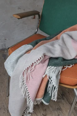 - BRICK throw - Brick*Mette Ditmer Sale