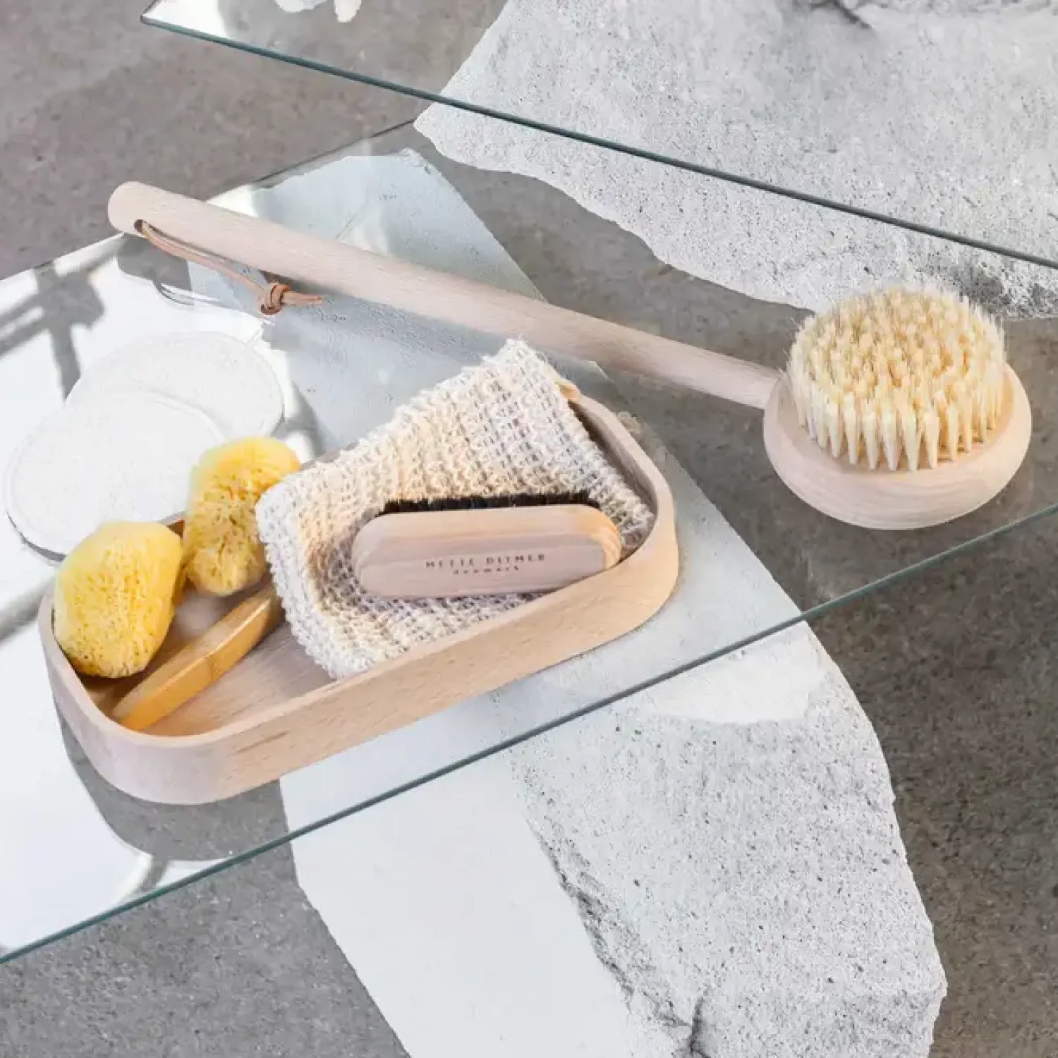 - CLEAN kropsbørste med håndtag, Natural*Mette Ditmer Hot