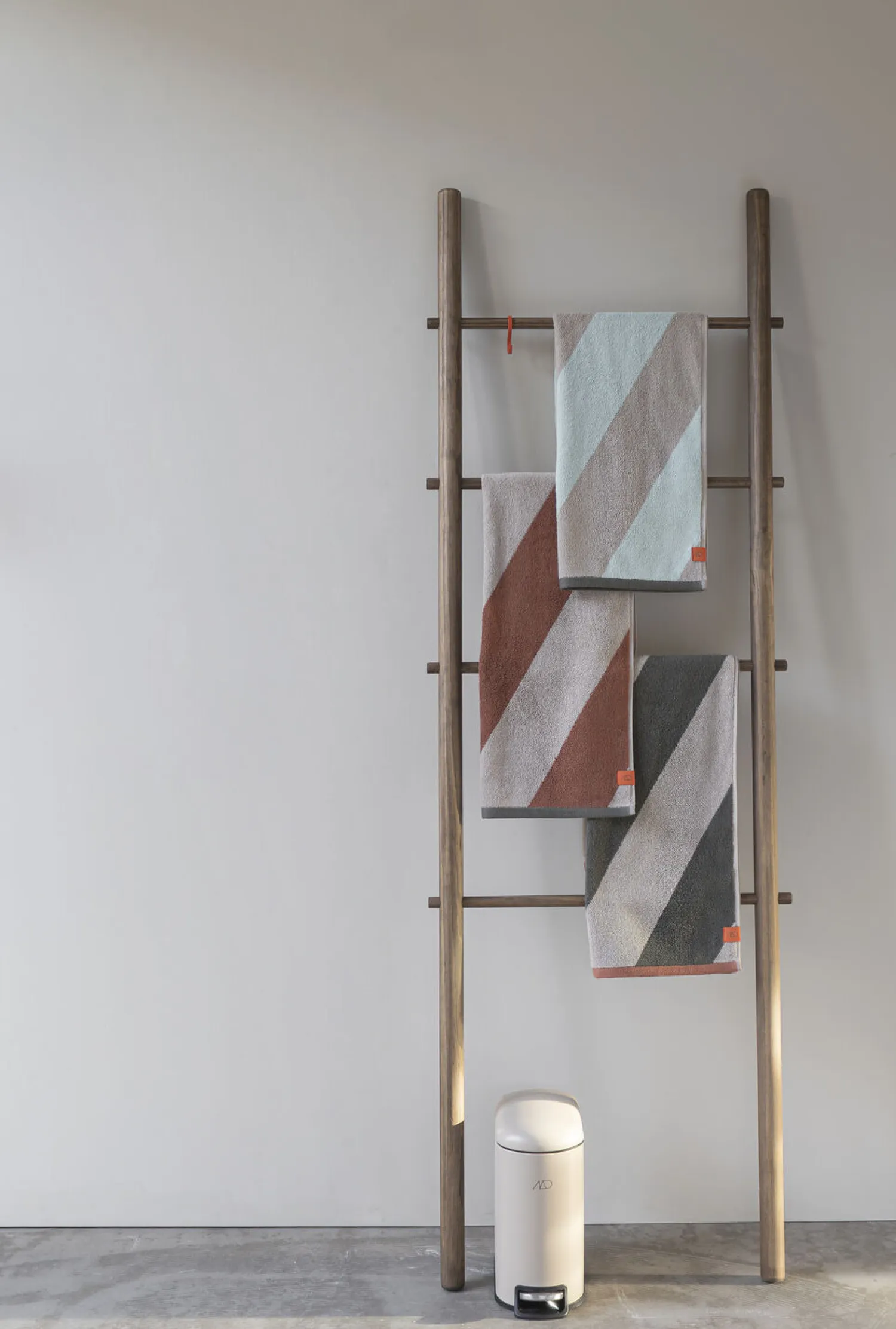 - DIAGONAL towel - Mint^Mette Ditmer New