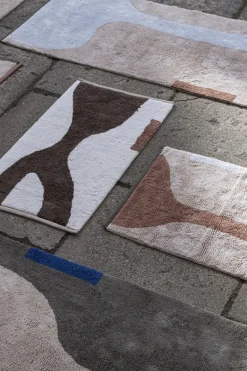 - FIGURA rug, small - Light blue*Mette Ditmer New