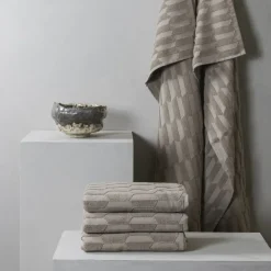 - GEO badehåndklæde (70x135 cm) - Sand^Mette Ditmer New