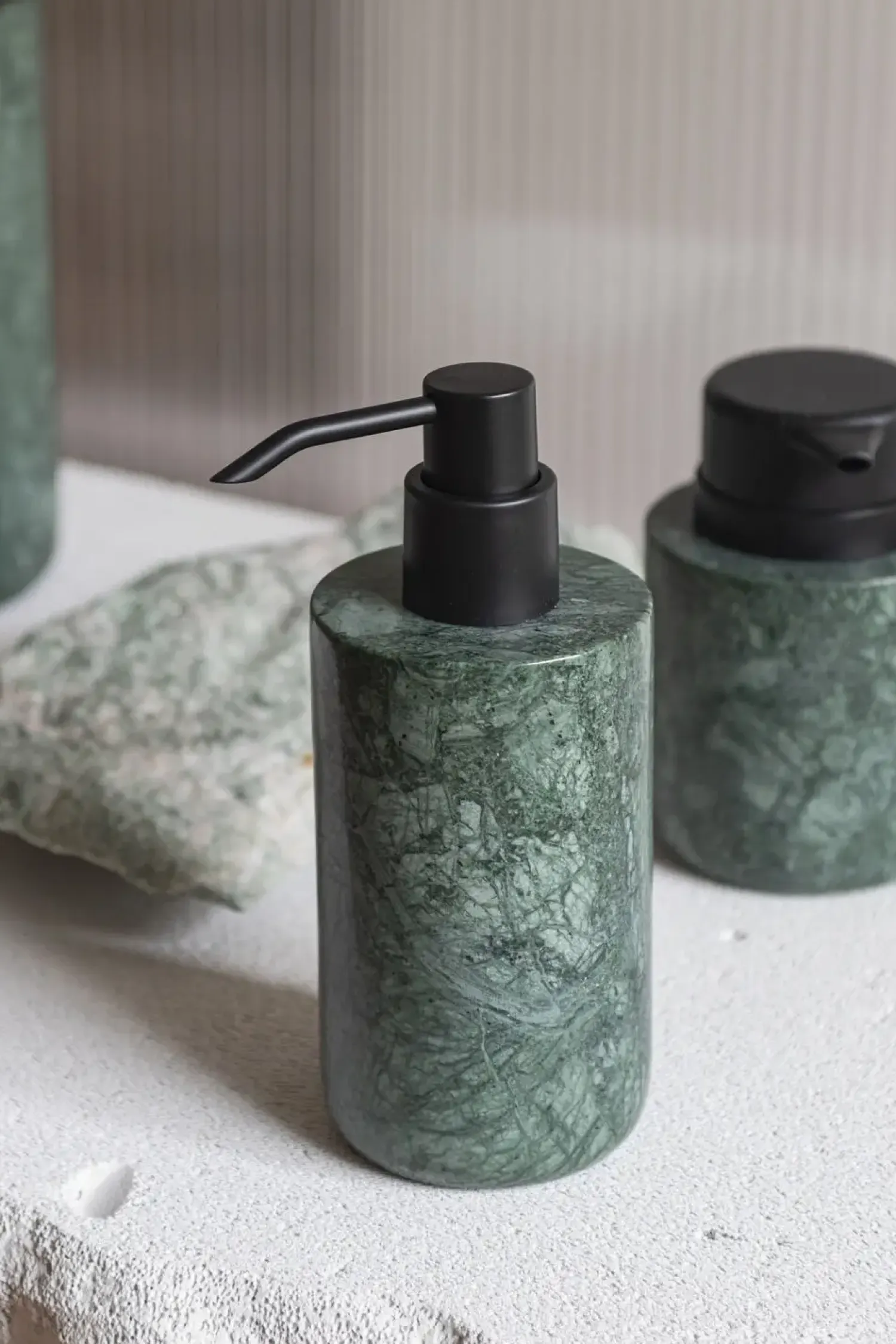 - MARBLE dispenser, tall - Dark forest^Mette Ditmer Best