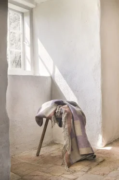 - MAZE-plaid - Lilac - W130 x L190 cm^Mette Ditmer Sale