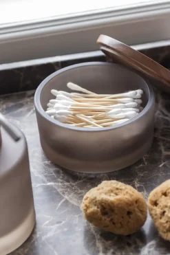 - MODEST-lågkrukke - Walnut*Mette Ditmer Best