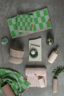 - RETRO badehåndklæde, Klassisk grøn^Mette Ditmer Discount