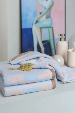 - RETRO håndklæde, lyseblå^Mette Ditmer Best