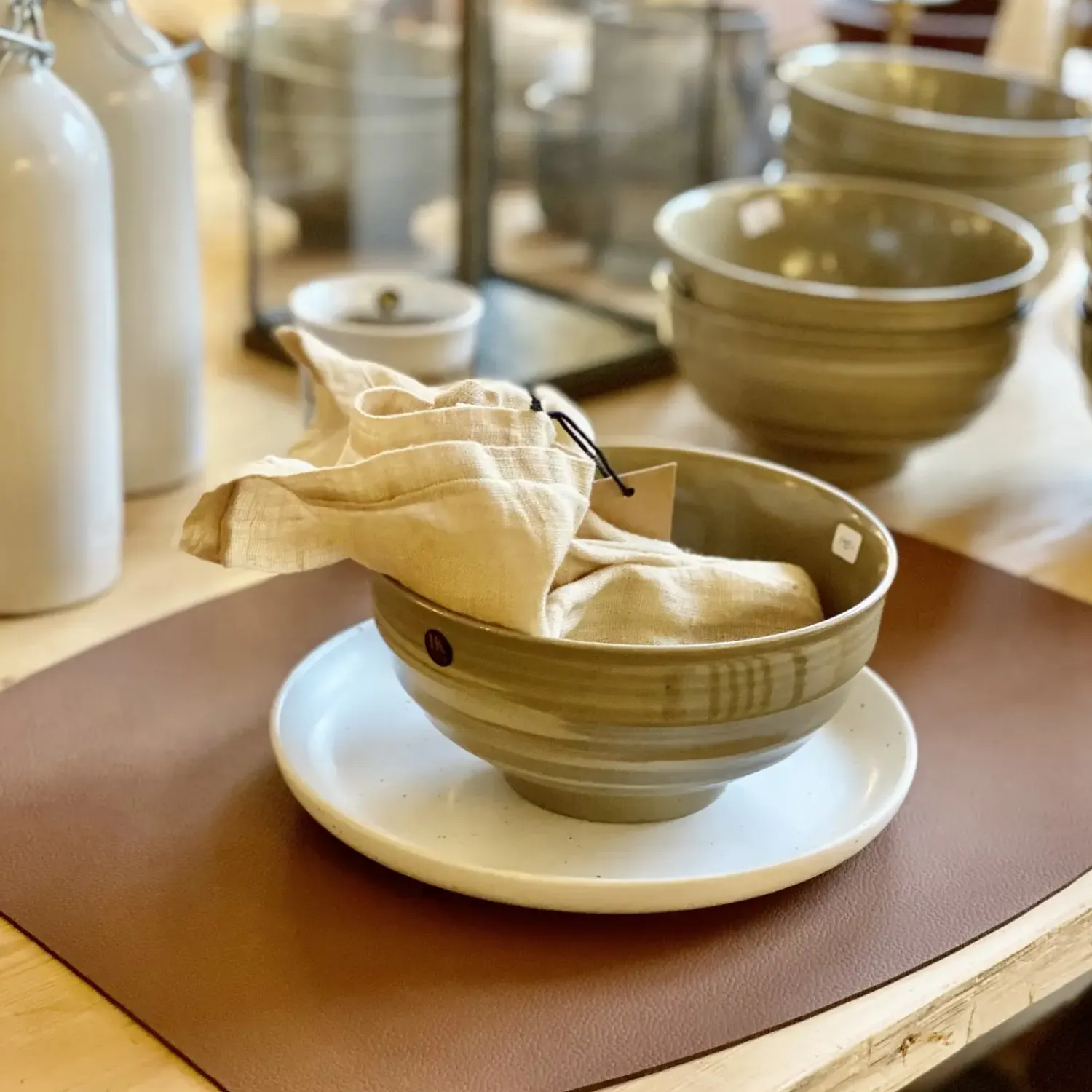 - Ellips Glasbrik - Grå - 10x10 cm^MILLE W NORDISK DESIGN Best