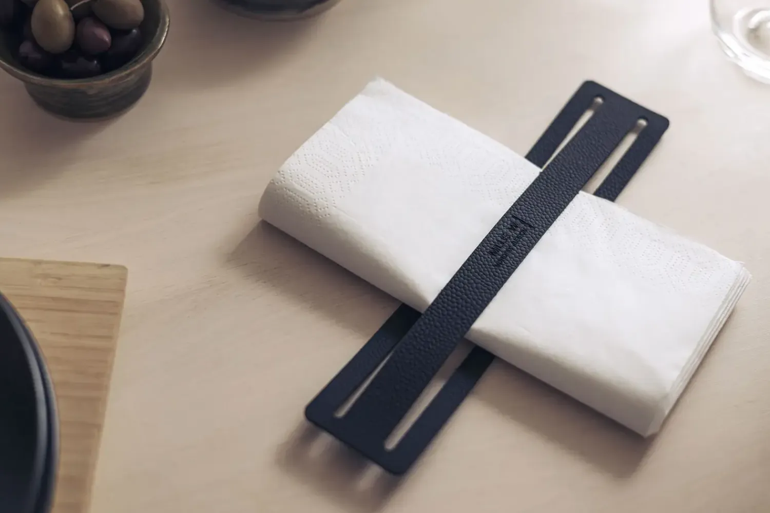 - Servietholder - Sort læder^MILLE W NORDISK DESIGN Discount