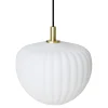 - Lampe - MOMA pendel - Opal glas og børstet Messing*Moudhome Clearance
