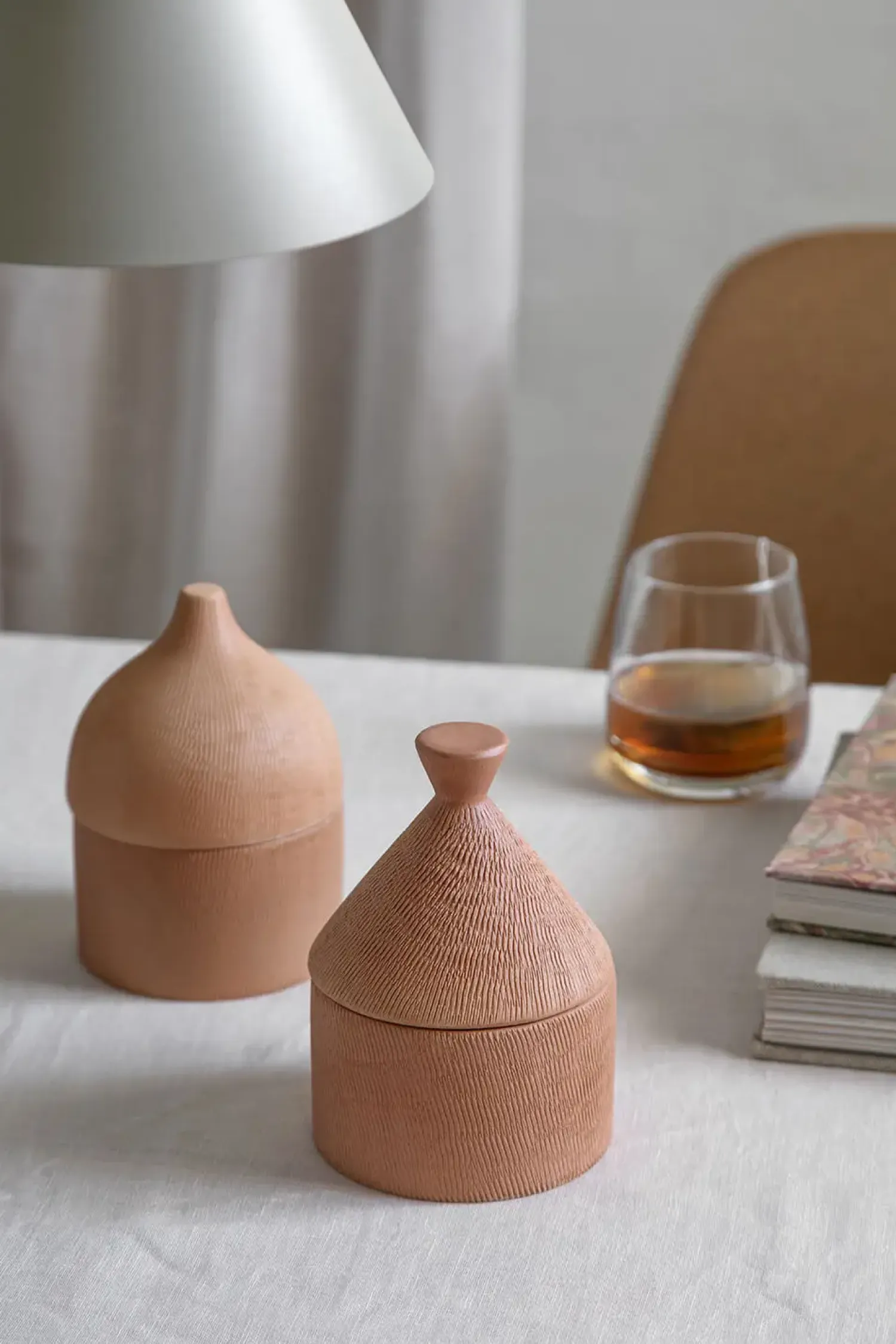 - Rustic keramik krukke med låg - 14,5 cm*Moudhome New