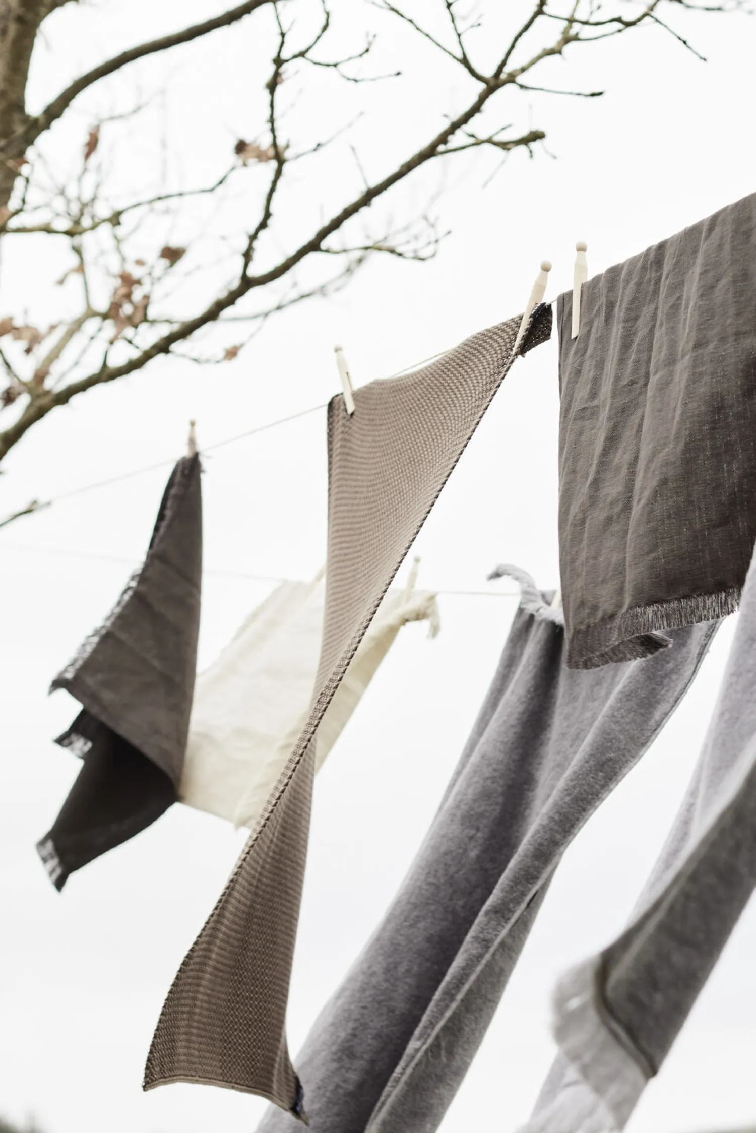 -Aiho Håndklæde - L - Grå^Muubs Best