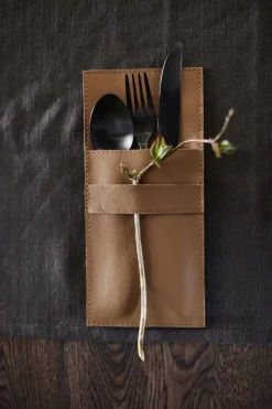 -Umami Dækkeserviet - Sort/Brun*Muubs Online