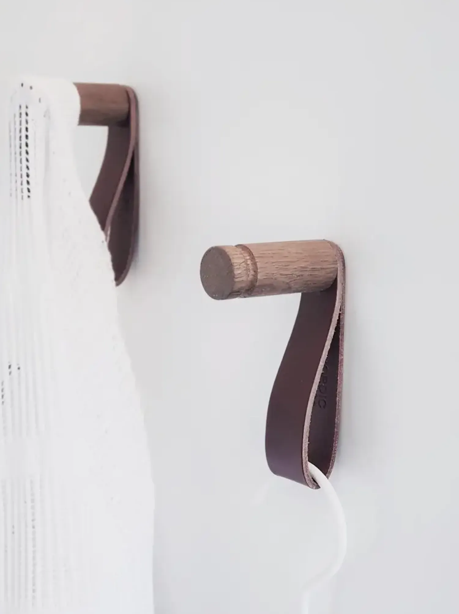 - More Hook (2 stk.) - Smoked Oak/Naturel Leather^Nordic Function Best