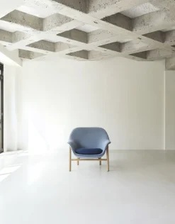 - Drape Lounge Chair Low Oak*Normann Copenhagen