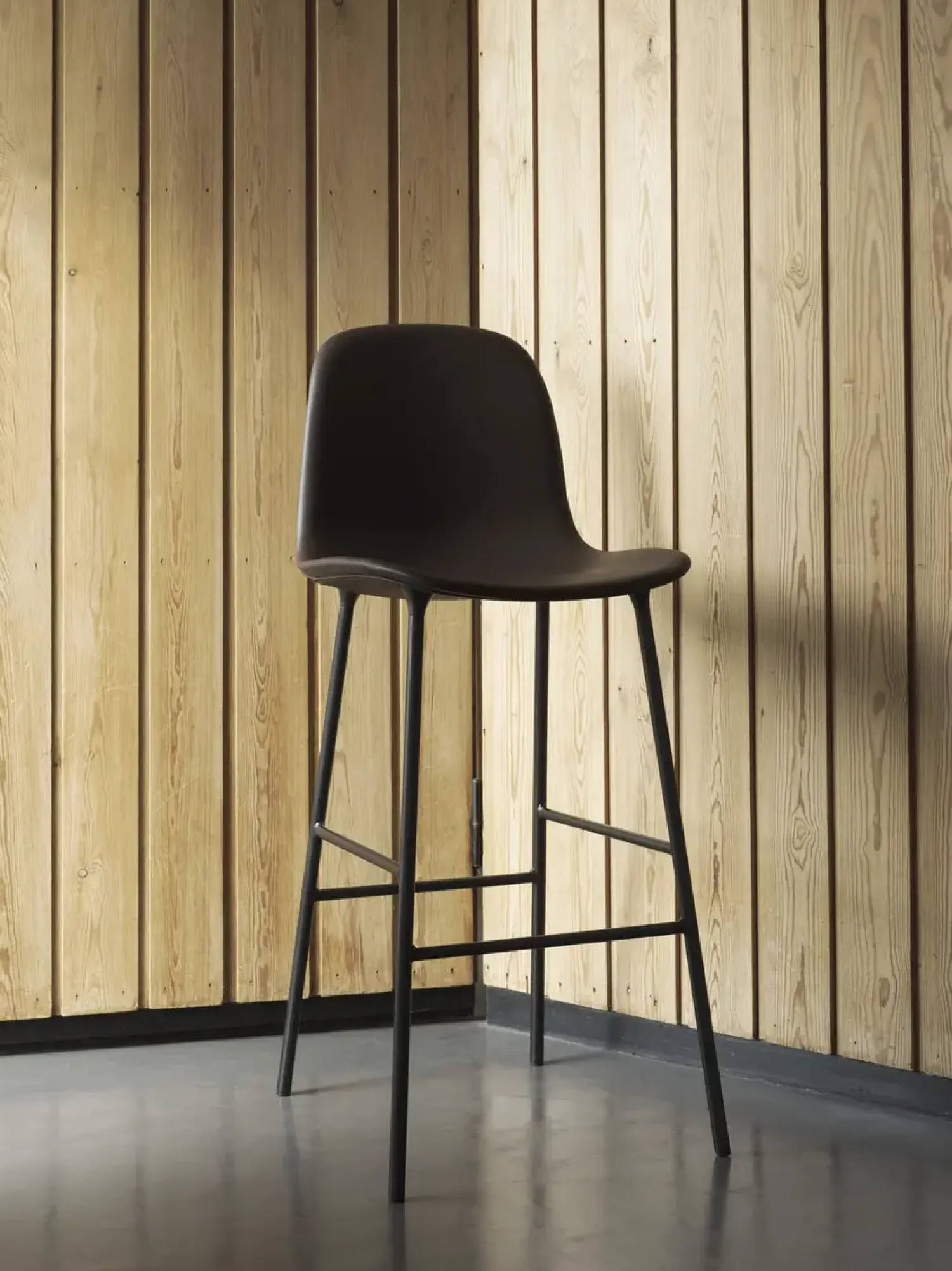 - Form Barstool 75 cm Steel*Normann Copenhagen Outlet