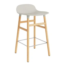 - Form Barstool 65 cm - Lys grå/Eg*Normann Copenhagen Outlet