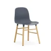 - Form Chair Oak - Stol - Blå og Eg^Normann Copenhagen New