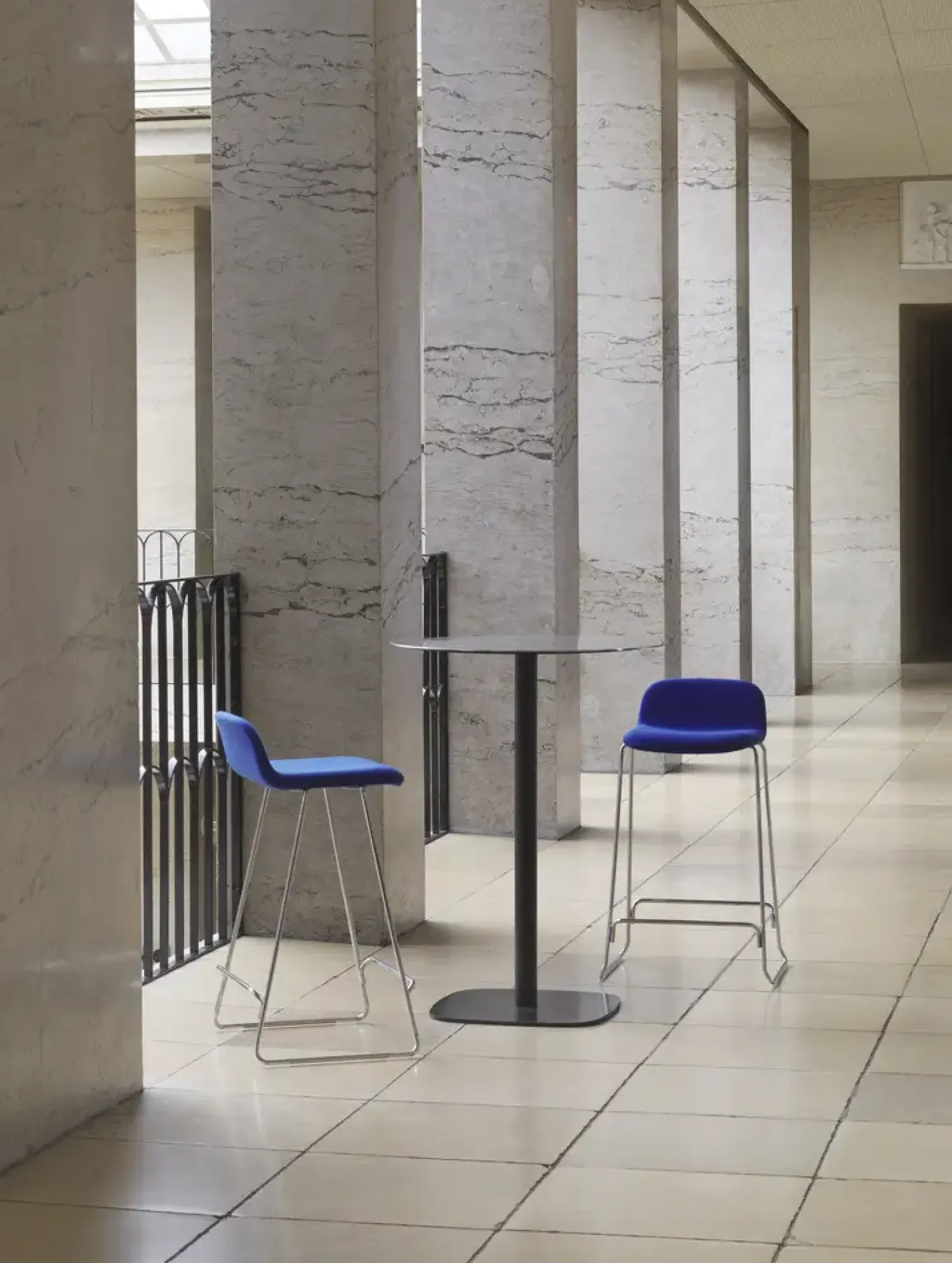 - Form Cafe Table H94,5 Ø70 cm*Normann Copenhagen New