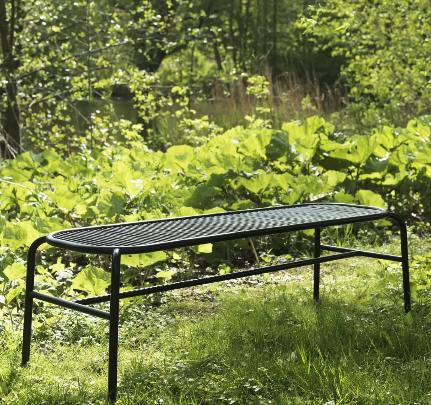 - Havebænk - Vig - Sort - 150 x 50 x 46 cm^Normann Copenhagen Outlet