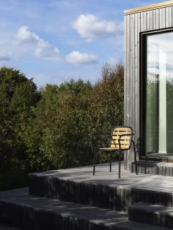 - Havestol - armstol - Vig Robinie - Sort*Normann Copenhagen Online