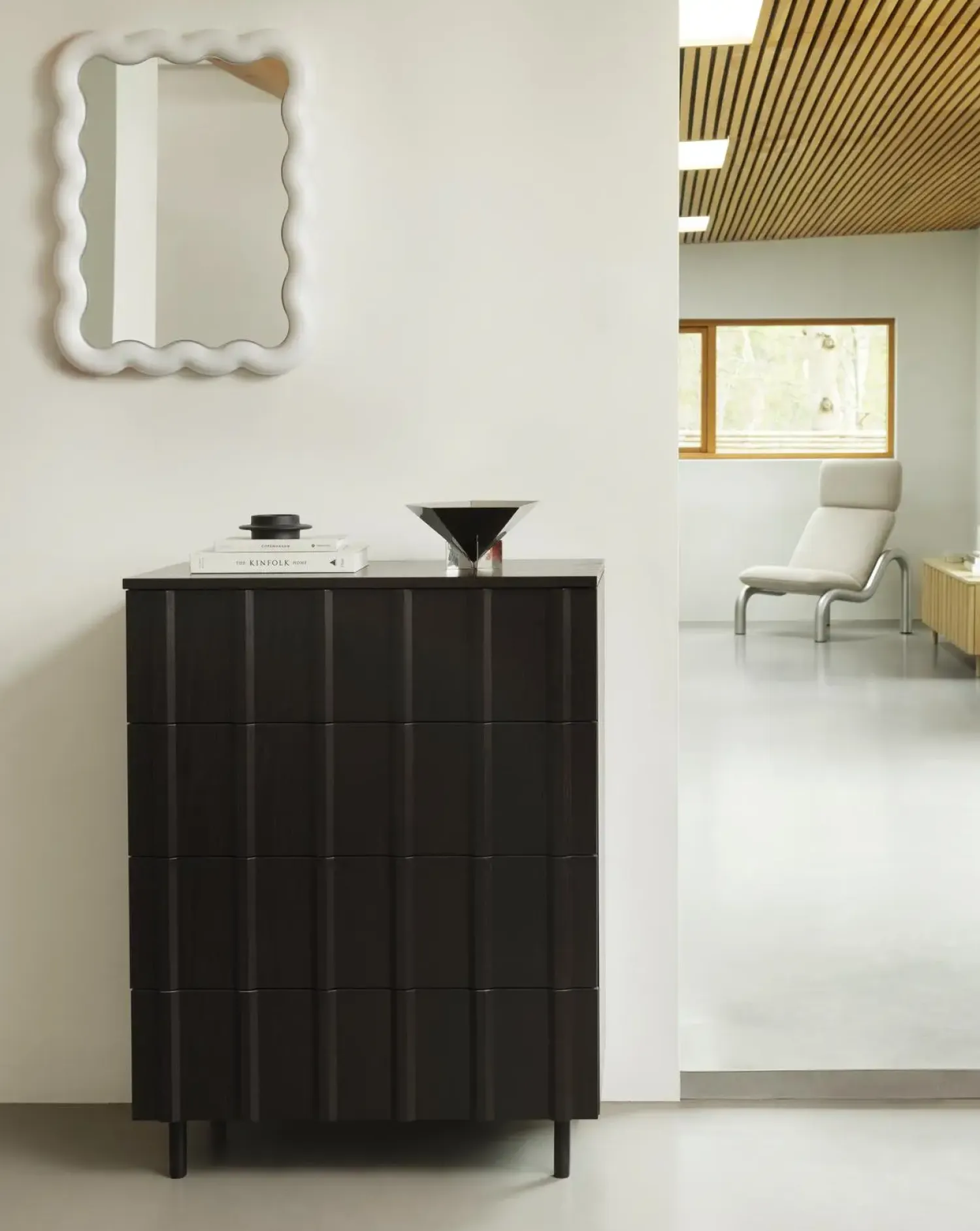 - Rib kommode m. 4 skuffer - sort*Normann Copenhagen Discount