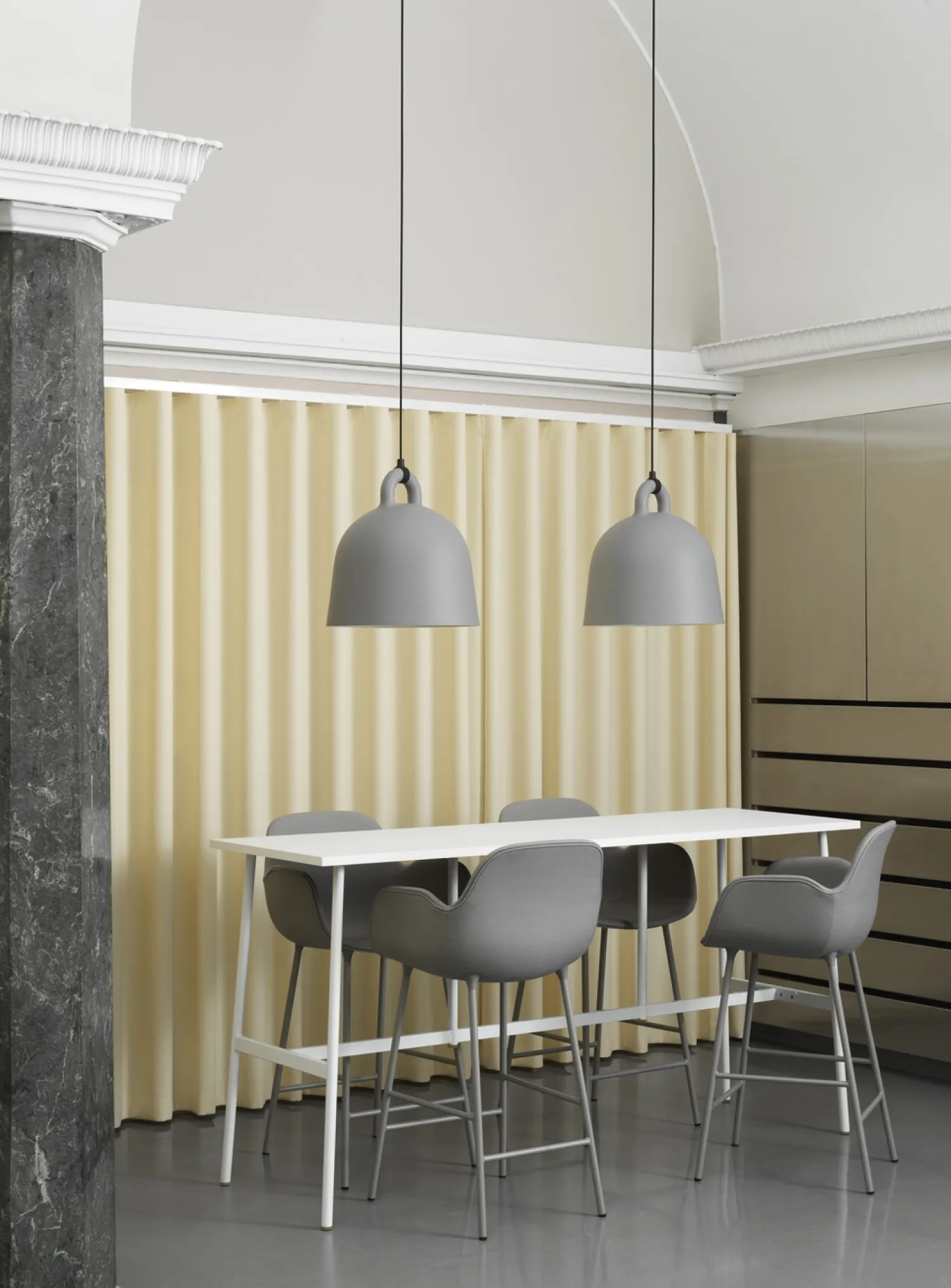 - Union Bar Table 190 x 60 cm x H105,5 cm.*Normann Copenhagen Best