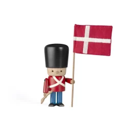 NovoForm - Rød garder m. flag og gevær^ Sale