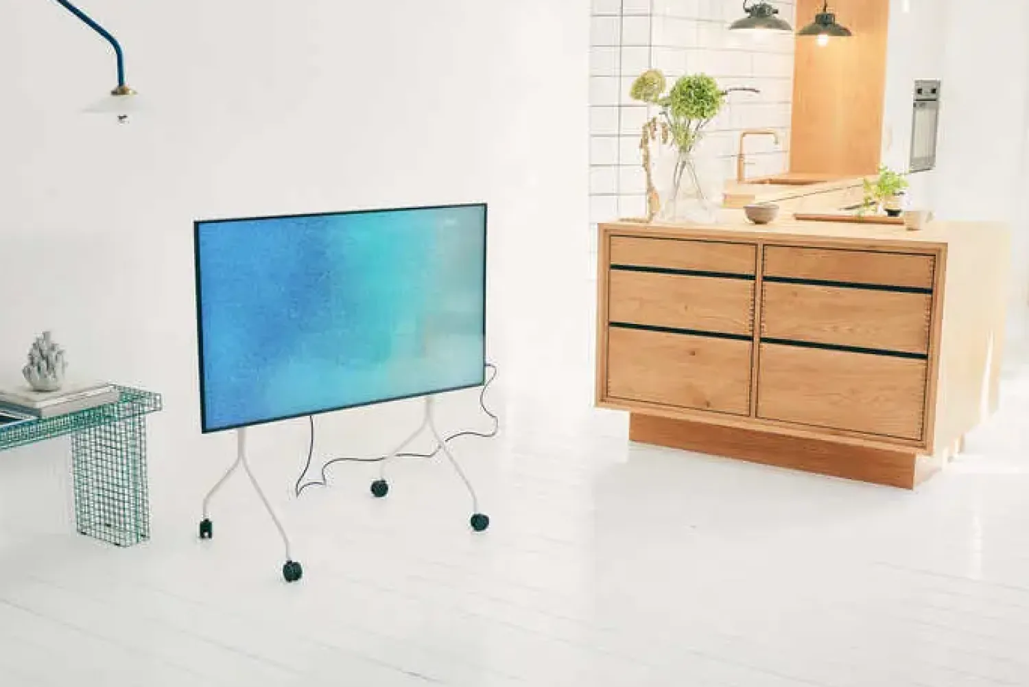 - TV-Stander - Moon Rollin - Pearl / Hvid^Pedestal Hot