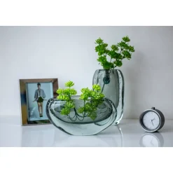 - Amara vase, lateral*Philippi Hot