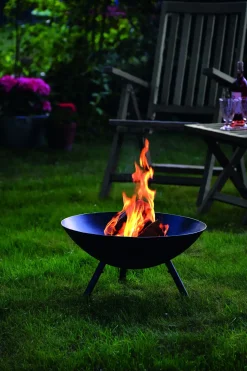 - Flames fire pit*Philippi Hot