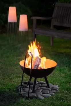 - Flames Set: fire pit L with cover and tong*Philippi Best