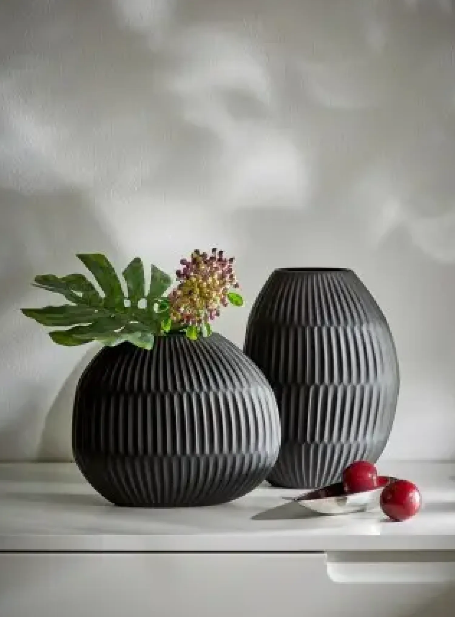 - Noir vase tall*Philippi Online
