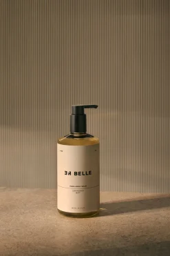 - Hand & Body Wash Mandarin Rosemary 500 ml - PCR^Rebelle Copenhagen Clearance