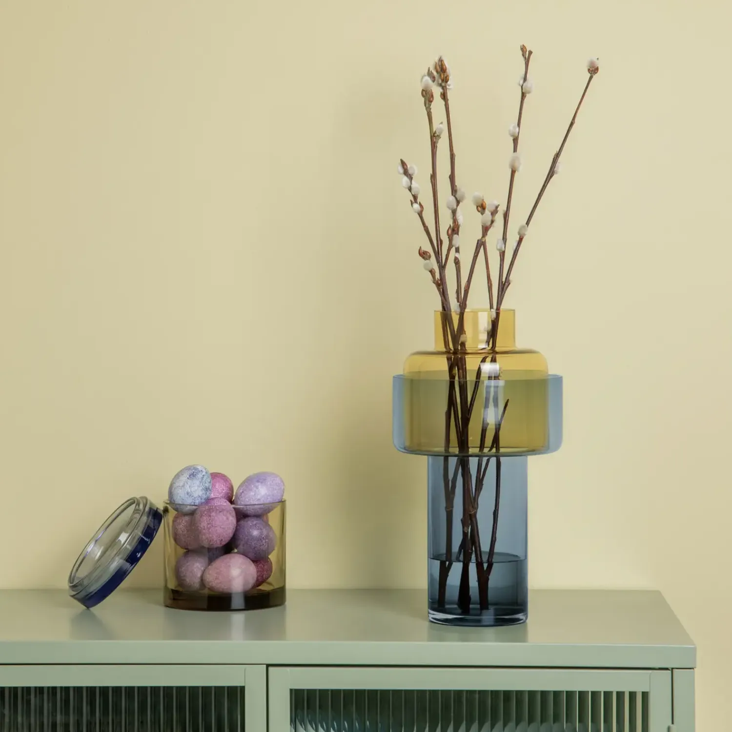 - "Aura" vase - amber*REMEMBER