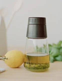 - SHAKE-IT dressingshaker 0.35 l. black*RIG-TIG Hot