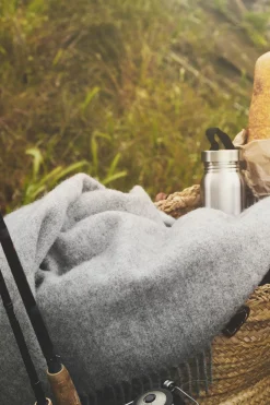 - Plaid - Athen - Dark Nordic Grey / Mørke Grå - 130x200 cm*Silkeborg Uldspinderi Outlet