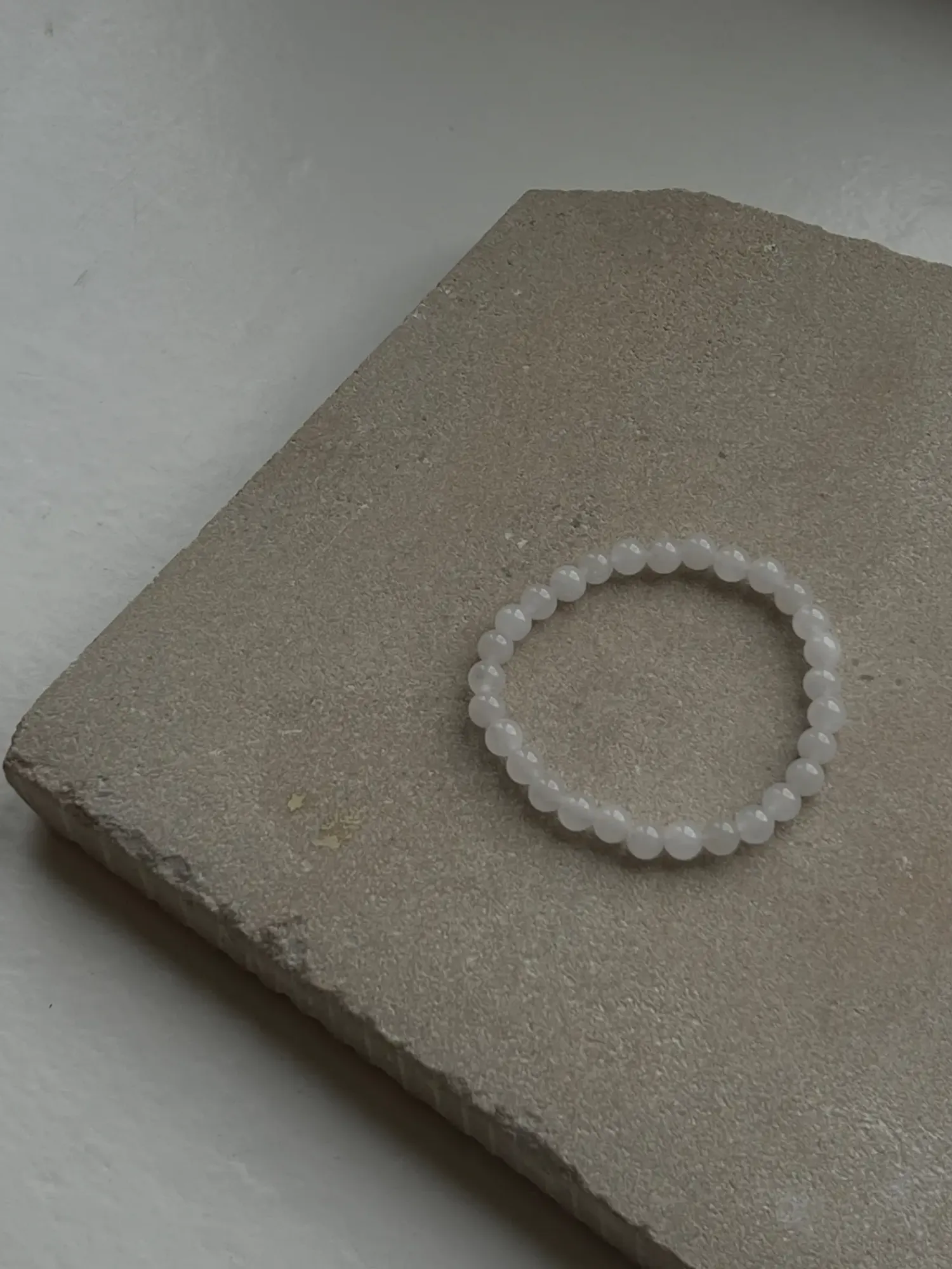 Soï - Moonstone - Krystal armbånd - Balance - 6 mm* Best