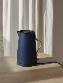 - Emma elkedel (EU) 1.2 l. dark blue*Stelton Clearance