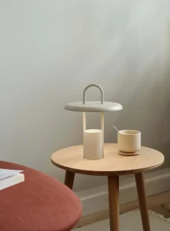 - Pier portable LED lampe sand*Stelton Best