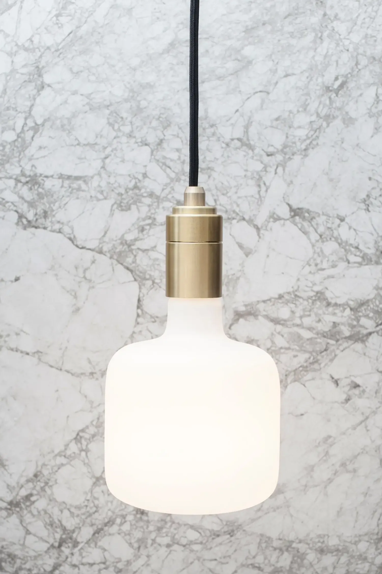 - Pære - 6W Oblo E27*Tala Hot