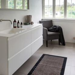 - Smudsmåtte - Dots - Sort/Sand - 67x120 cm*Tica Copenhagen New