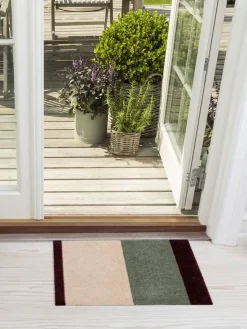 - Smudsmåtte - Stripes Horizon - Grøn/Ivory/Bordeaux- 40x60 cm*Tica Copenhagen Hot