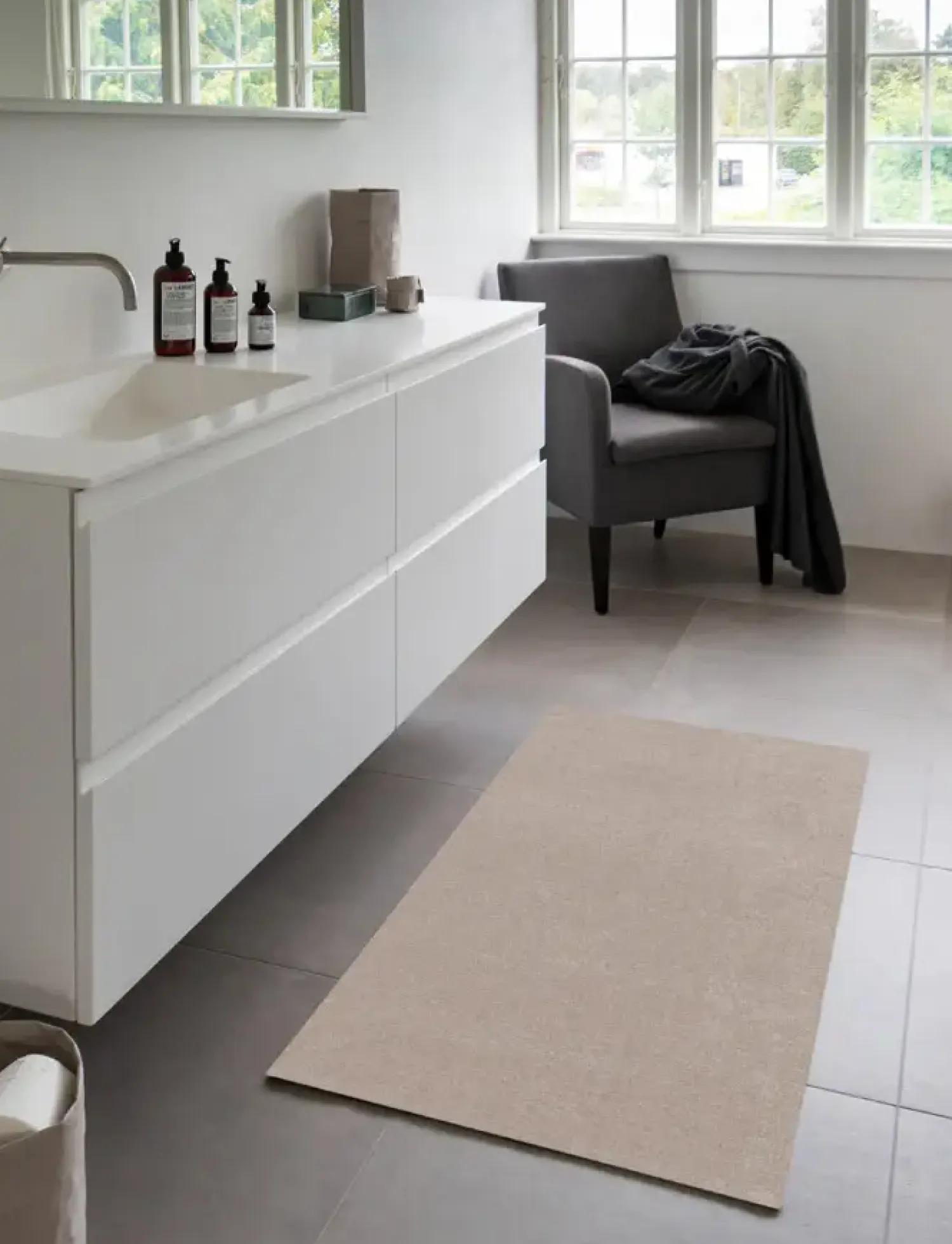 - Smudsmåtte / Dørmåtte - Ivory - 67x120 cm^Tica Copenhagen Sale