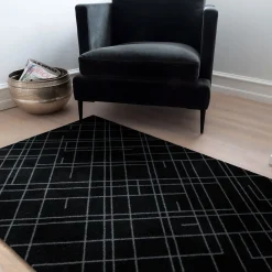 - Smudsmåtte - Lines - Sort/grå - 90x130 cm^Tica Copenhagen Hot