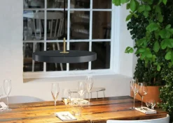 - Asteria pendel m/ sort top - Anthracite grey - Medium Ø43 cm^Umage Hot