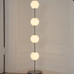 - Gulvlampe - Audrey - Stål^Umage Outlet